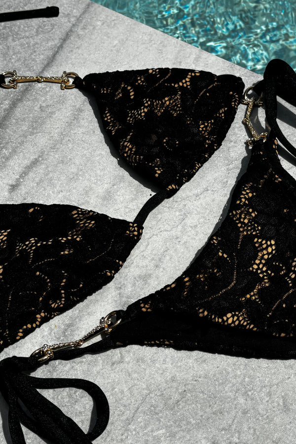 SAMPLE SALE 132