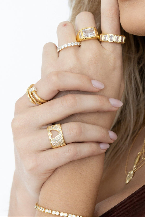 Axel Nail Ring